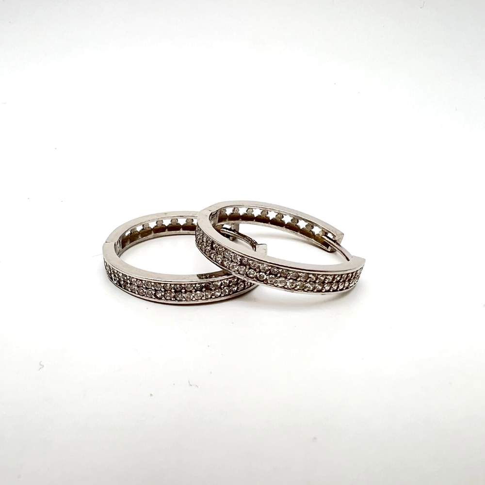 hoops doppia fila di zirconi in argento con stelline sul retro
