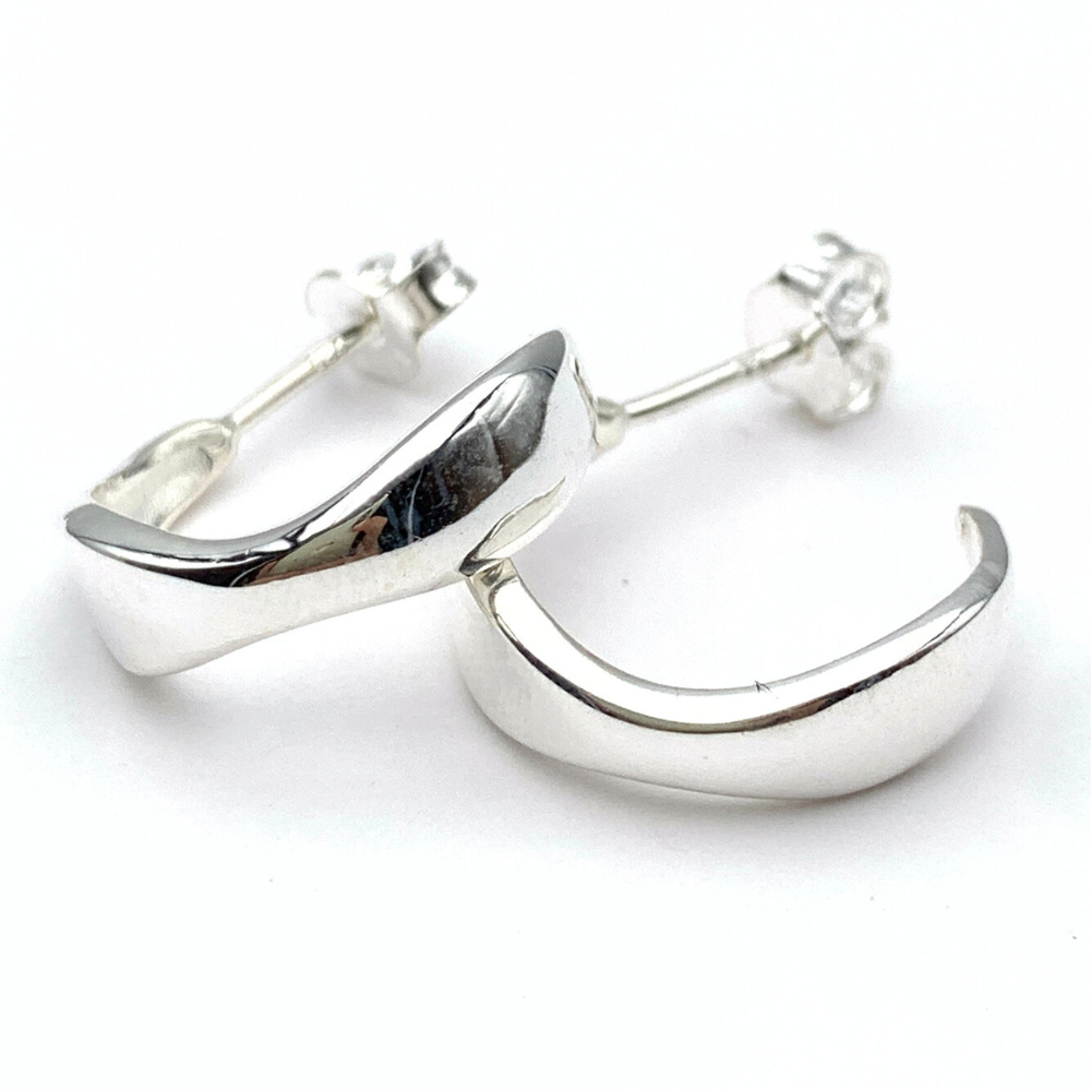 Orecchini Minimal Lisci in Argento Silver