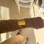 Bracciale Rigido a Fascia Larga in Acciaio Gold
