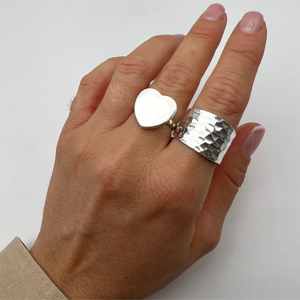 anello in argento silver con cuore pieno e anello fascia larga