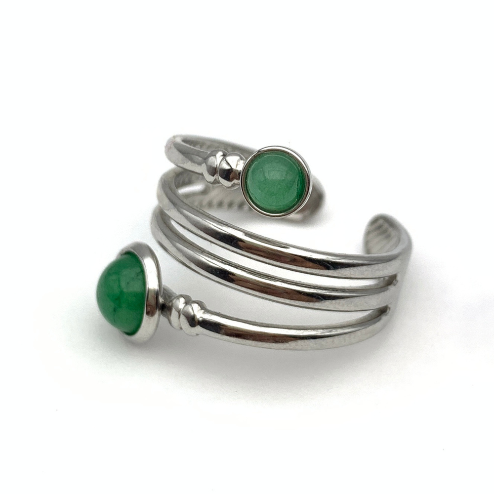 anello in acciaio silver con pietre verdi