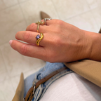 Anello Wave Viola in Acciaio Gold