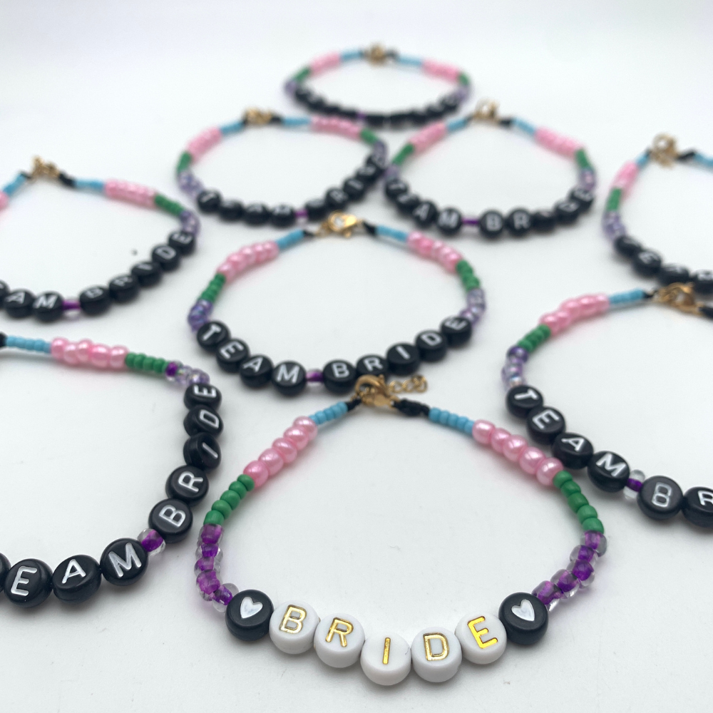 bracciali con perline colorate in acciaio gold addio al nubilato