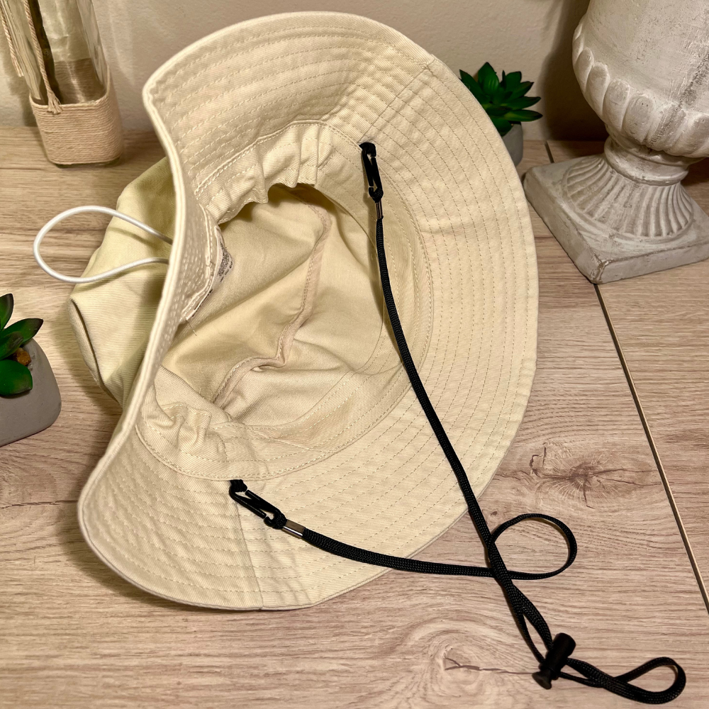 cappello alla pescatora in tela di viscosa panna personalizzabile con stampa di frase o nome