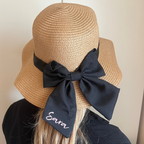 cappello di paglia marrone con fiocco nero personalizzabile con nome stampato