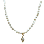 Collana Aurora con Micro Perle di Fiume e Pietra Bianca in Argento Gold