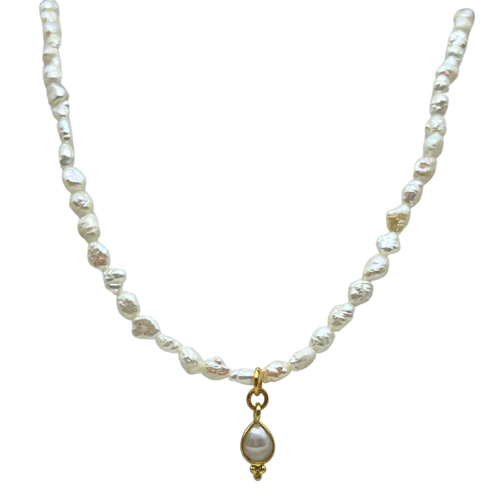 Collana Aurora con Micro Perle di Fiume e Pietra Bianca in Argento Gold