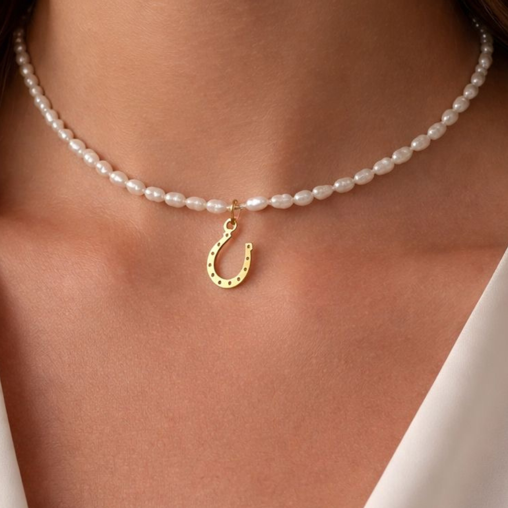 Collana Choker Ferro di Cavallo Micro Perle di Fiume in Acciaio Gold