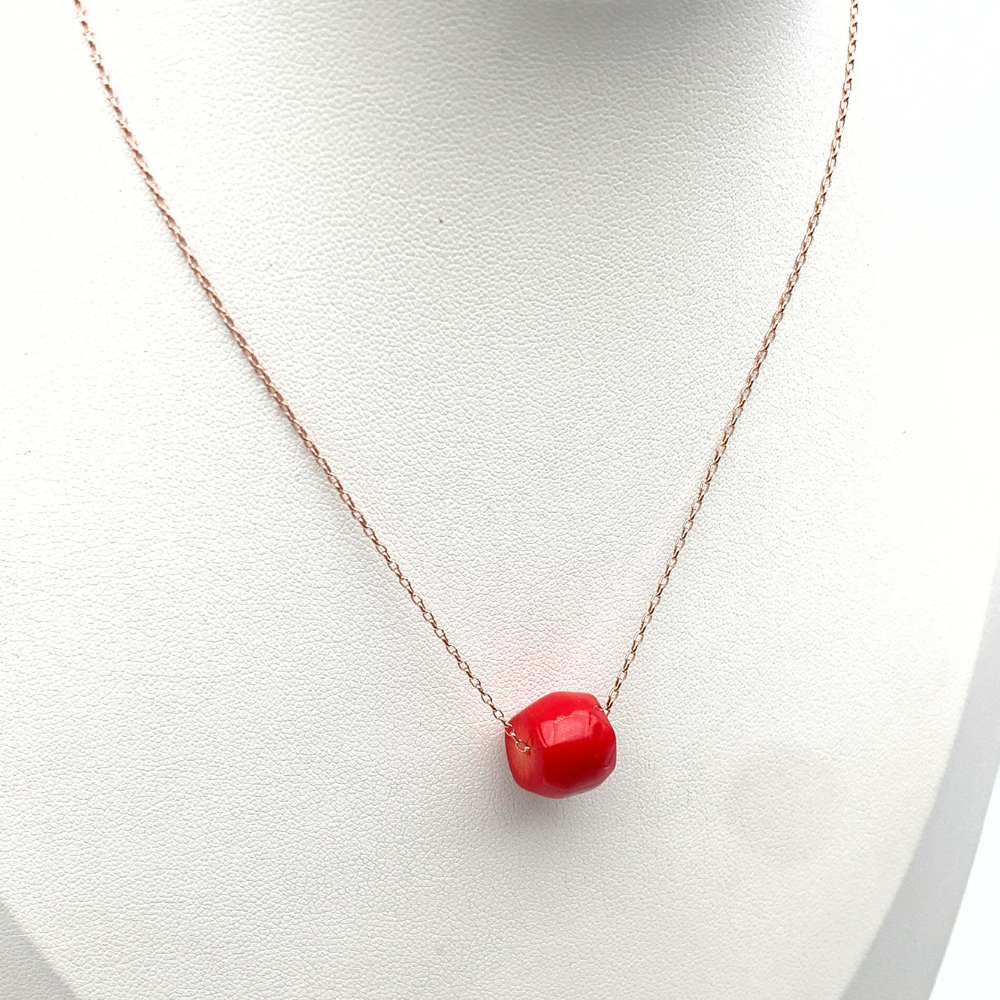 collana girocollo in argento rosè con ciondolo pietra dura rossa caramella