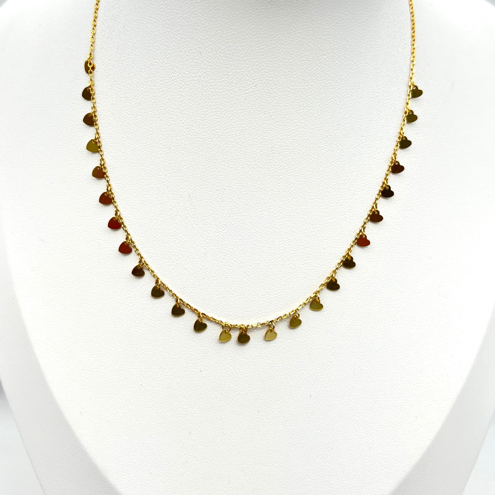 collana in argento colore gol con ciondoli a Roma di cuore