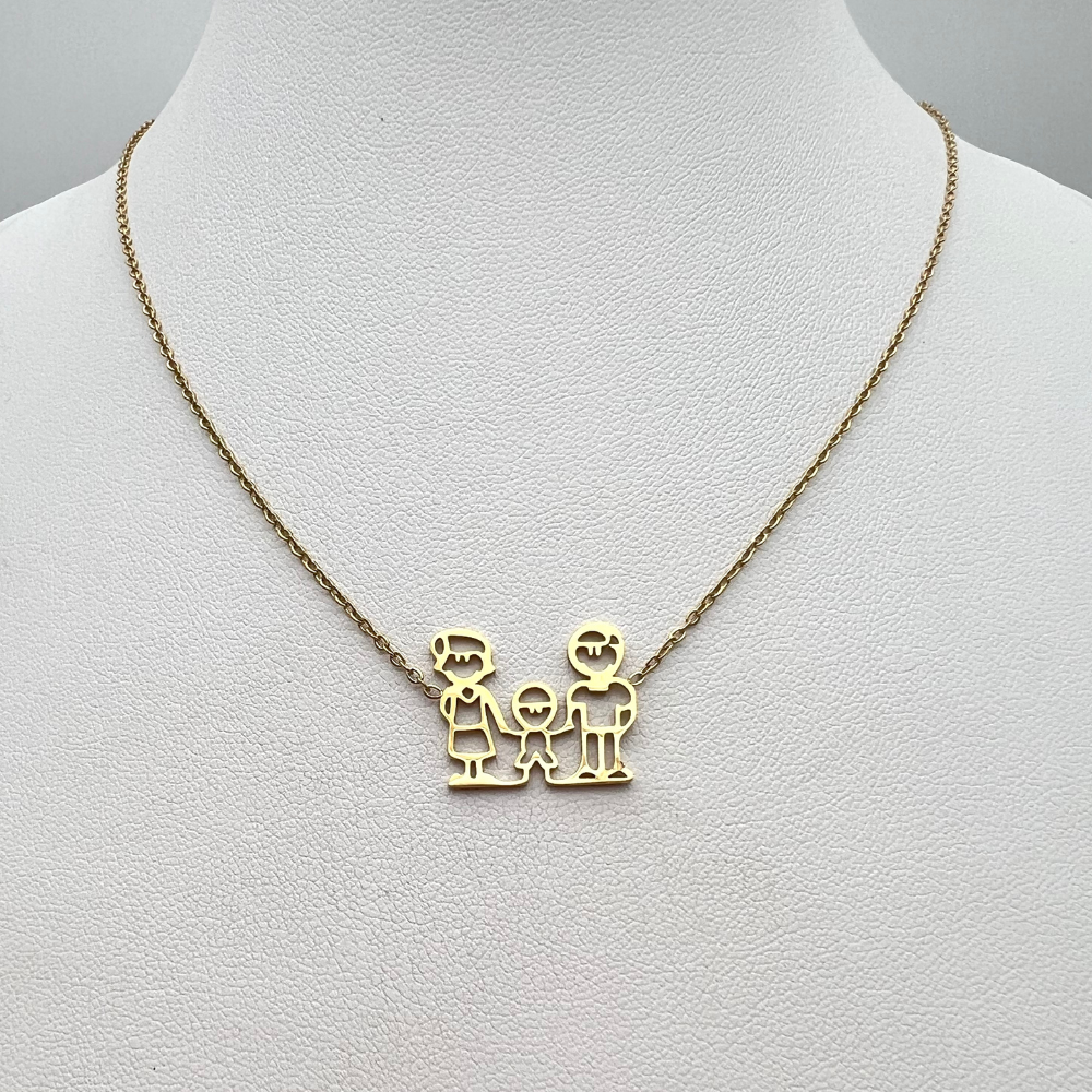 collana con famiglia con bambino maschio in acciaio gold