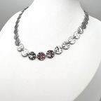 collana con medaglie martellate in acciaio silver