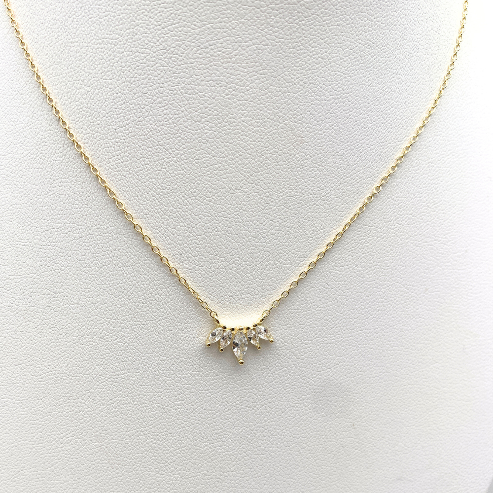 collana con punti luce in argento 925 placcata oro 18k con zirconi bianchi a goccia