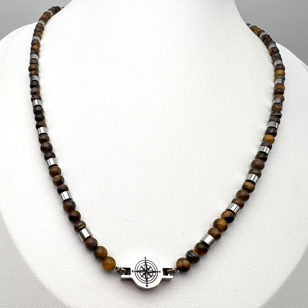 collana uomo in acciaio silver con rondelle e pietre marroni e ciondolo rosa dei venti