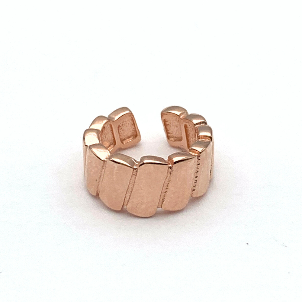 Ear Cuff Baguette a Scala in Argento Rosè
