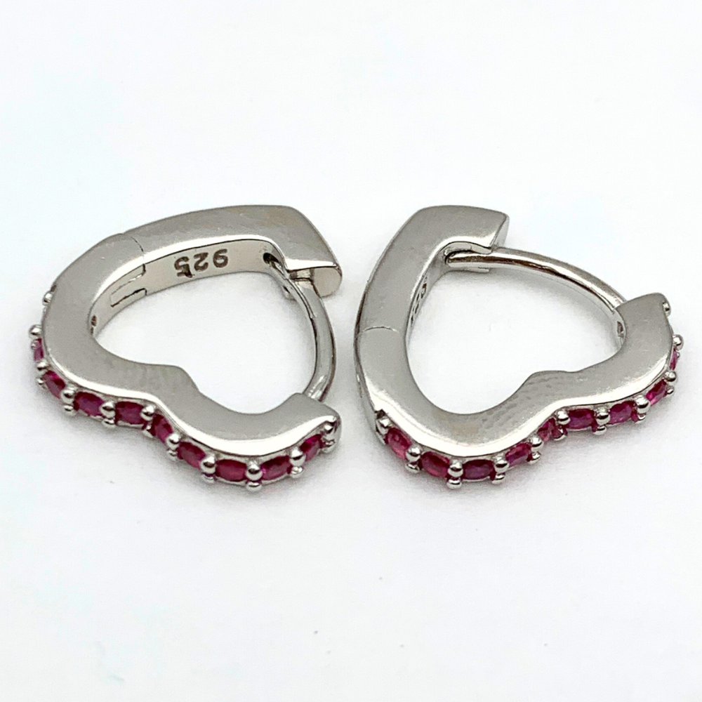 orecchino cuore con zirconi fucsia in argento silver