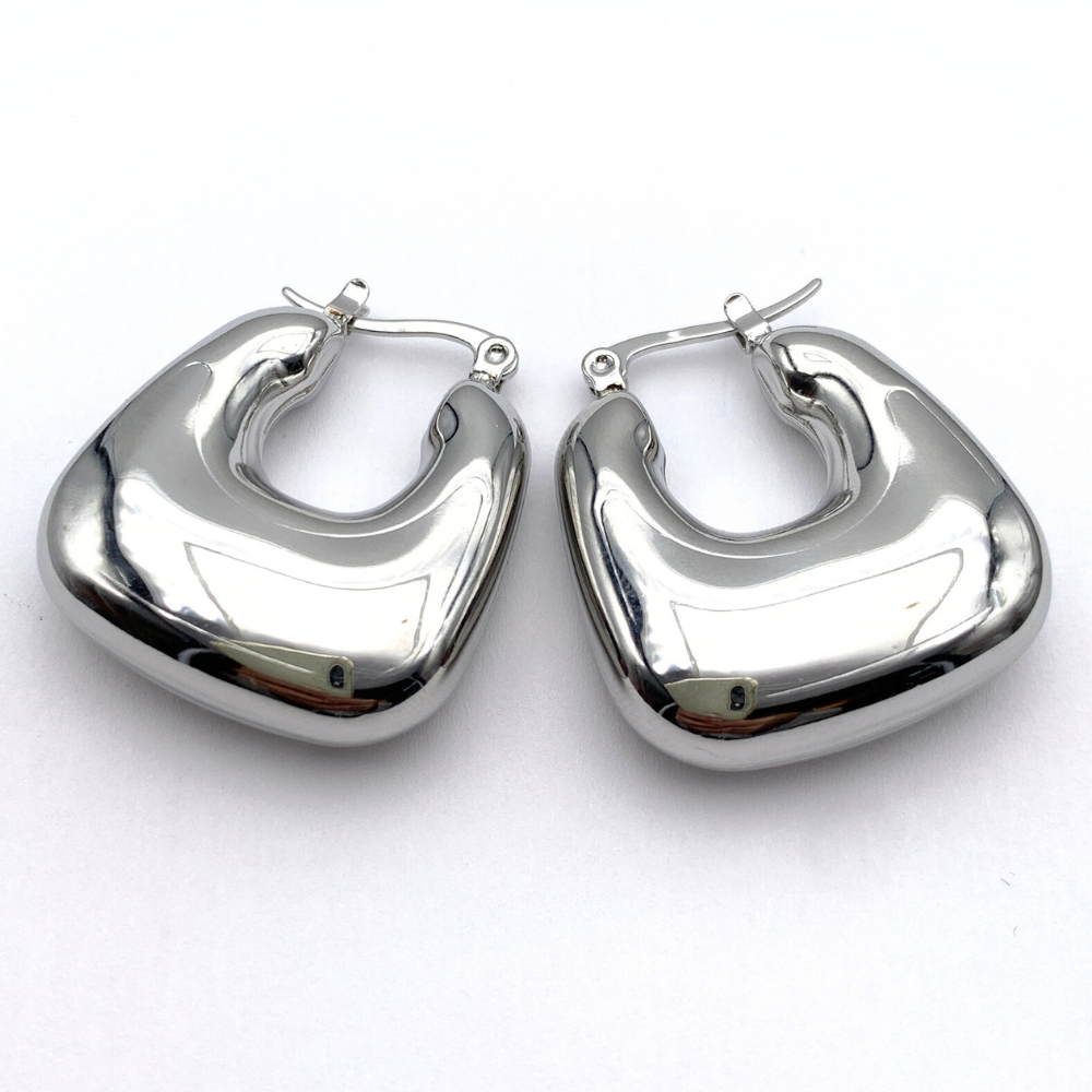 Orecchini Squadrati Bombati in Acciaio Silver