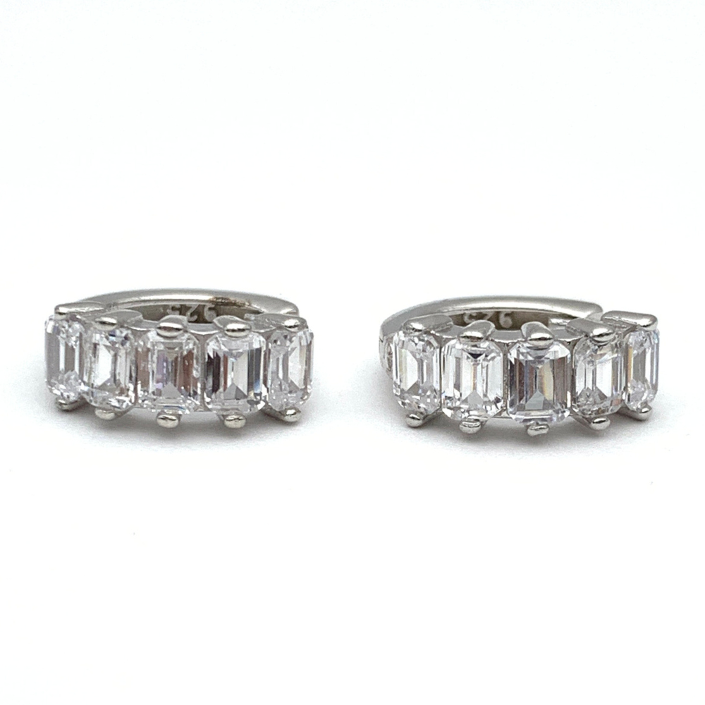 mono orecchino in agento silver con zirconi baguette bianchi