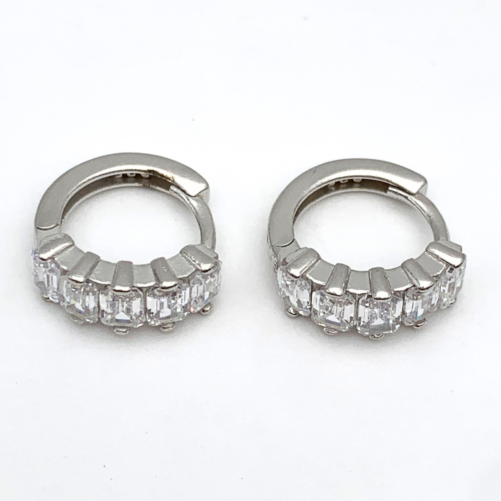mono orecchino in agento silver con zirconi baguette bianchi