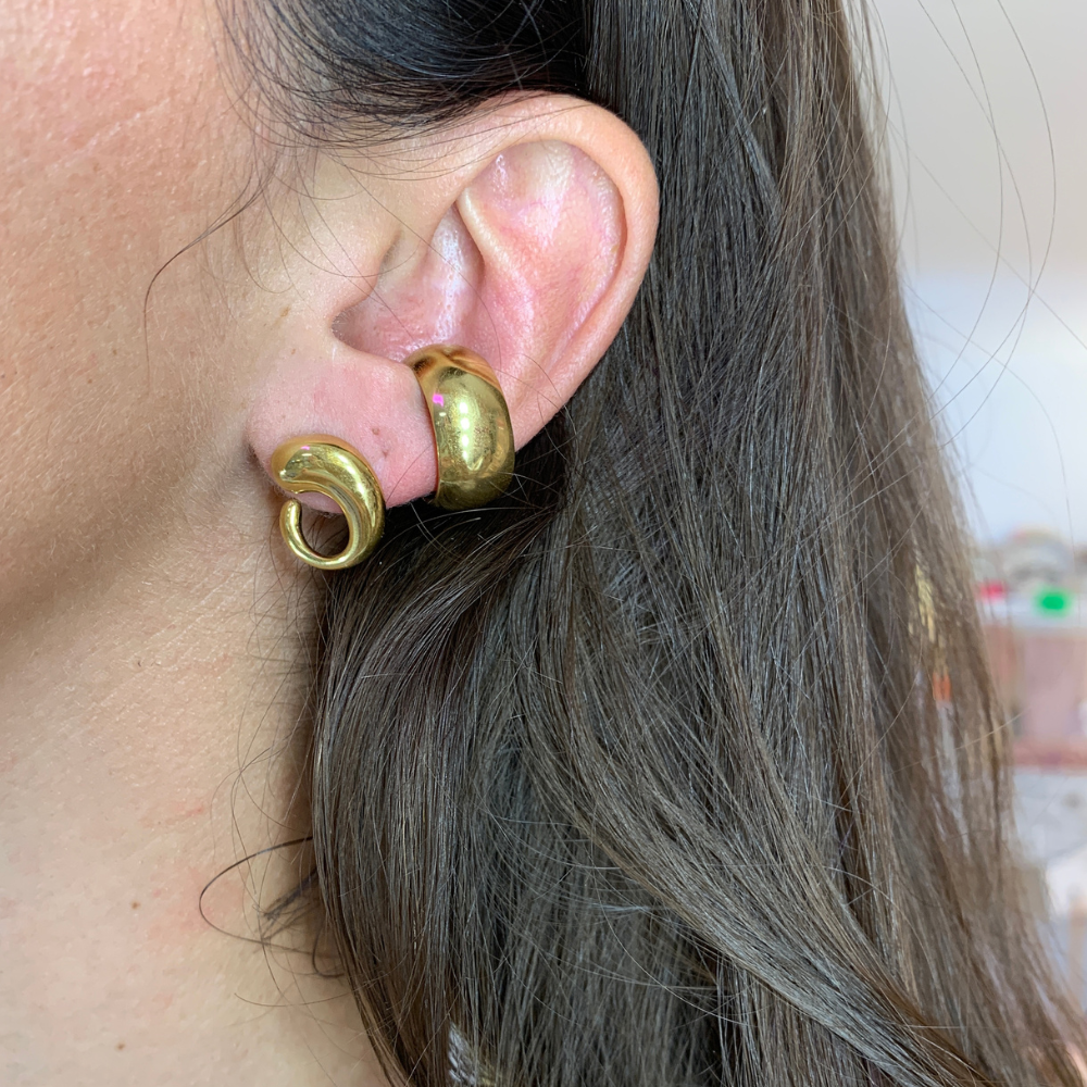 Ear Cuff Bombato in Acciaio Gold