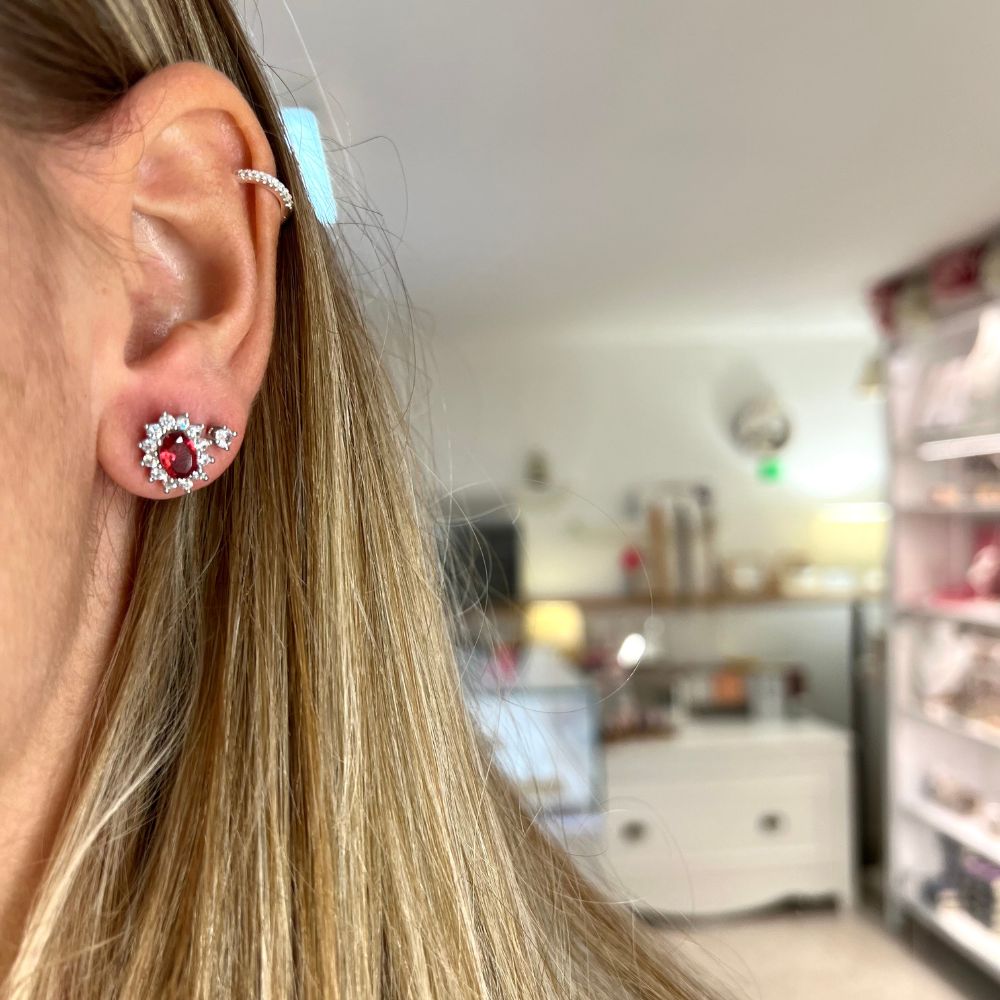 orecchini in argento 925 con zirconi bianchi e rossi