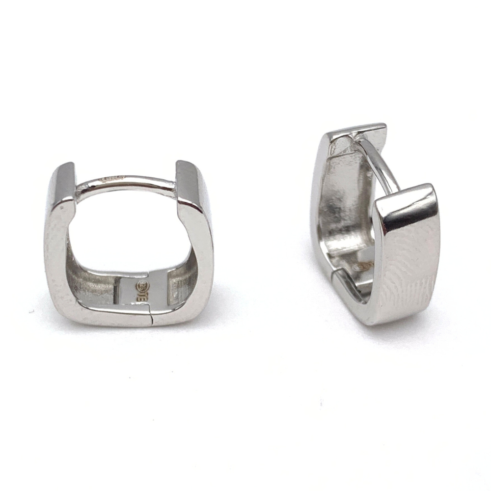 Orecchini Squadrati Bombati Mini in Argento Silver