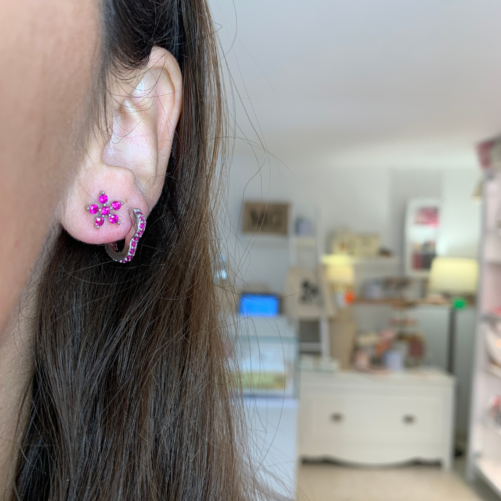 orecchino fucsia
