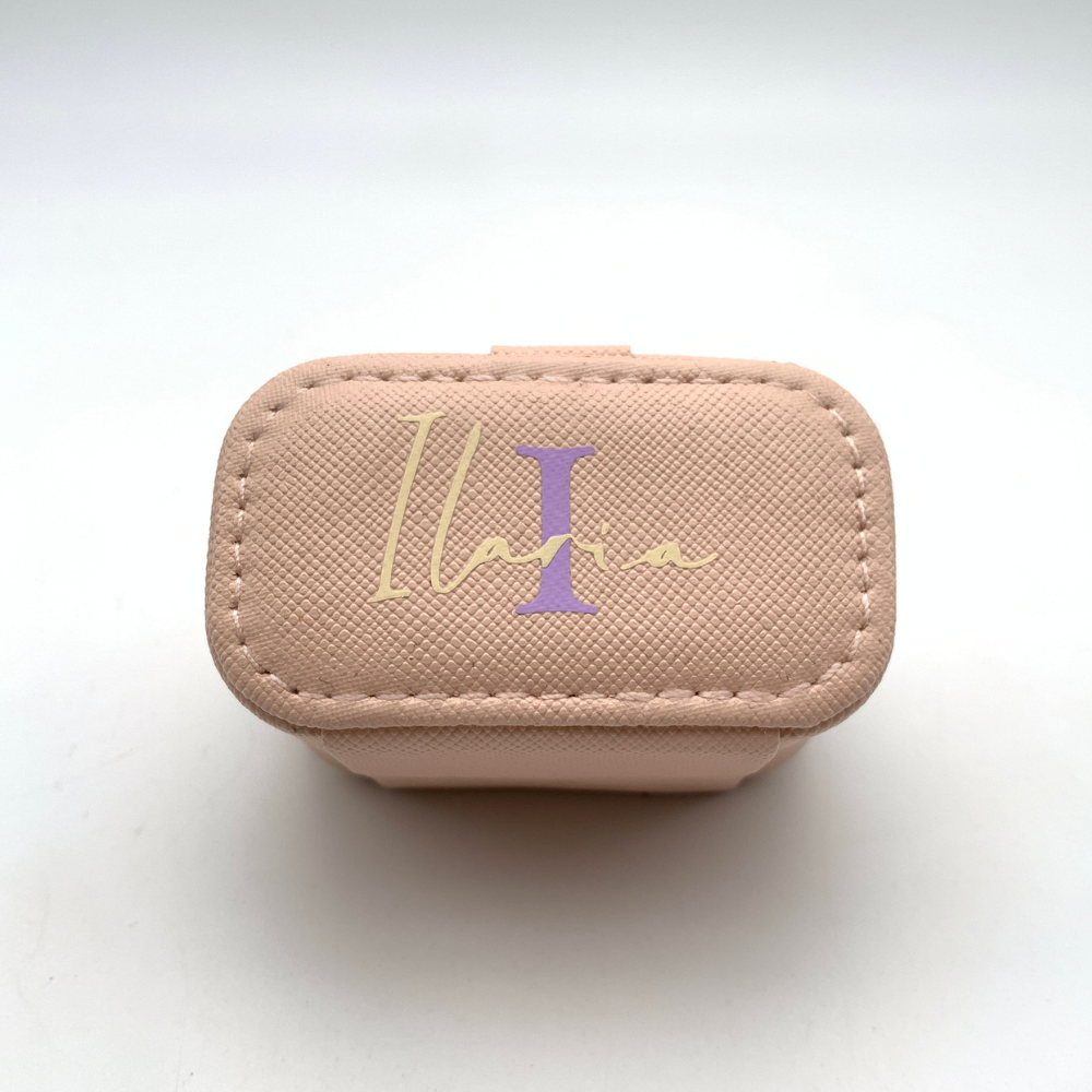 portagioie da viaggio rosa in ecopelle personalizzabile