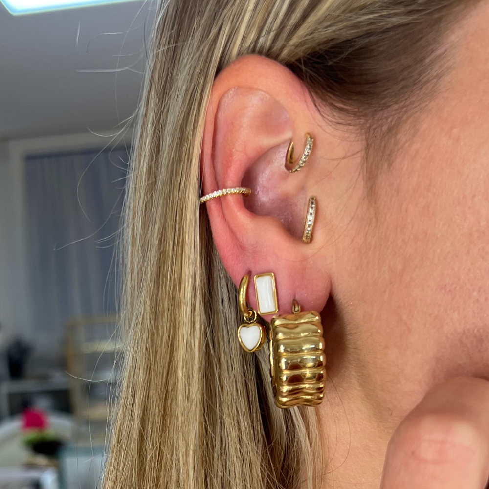 Amelia Bianco e mono rettangolare bianco e hoops bombati baguette